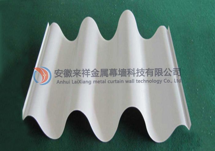 波紋氟碳鋁單板